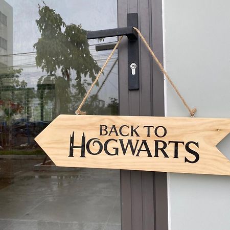 The Hidden Hogwarts - Nearly Bui Vien Walking Street Aparthotel Ho Chi Minh-staden Exteriör bild
